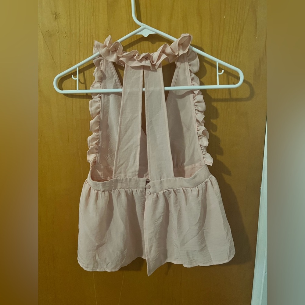 cut blouse - Picture 4 of 4
